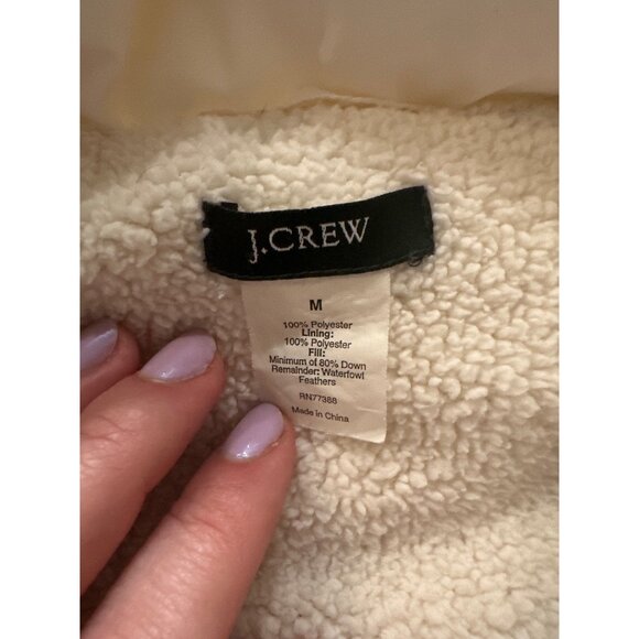 J.Crew Womens White Puffer Vest Size M Quilted Down Button Front Sleeveless Warm - Picture 12 of 13